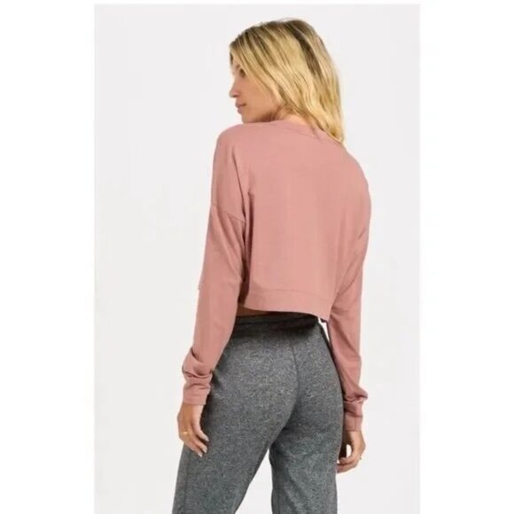 VUORI Avalon Henley Crop Top in Light Terracotta size Small - Picture 3 of 10